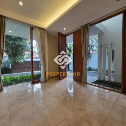 minimalis-tropical-house-kemang-jakarta-selatan-lt-670-lb-600
